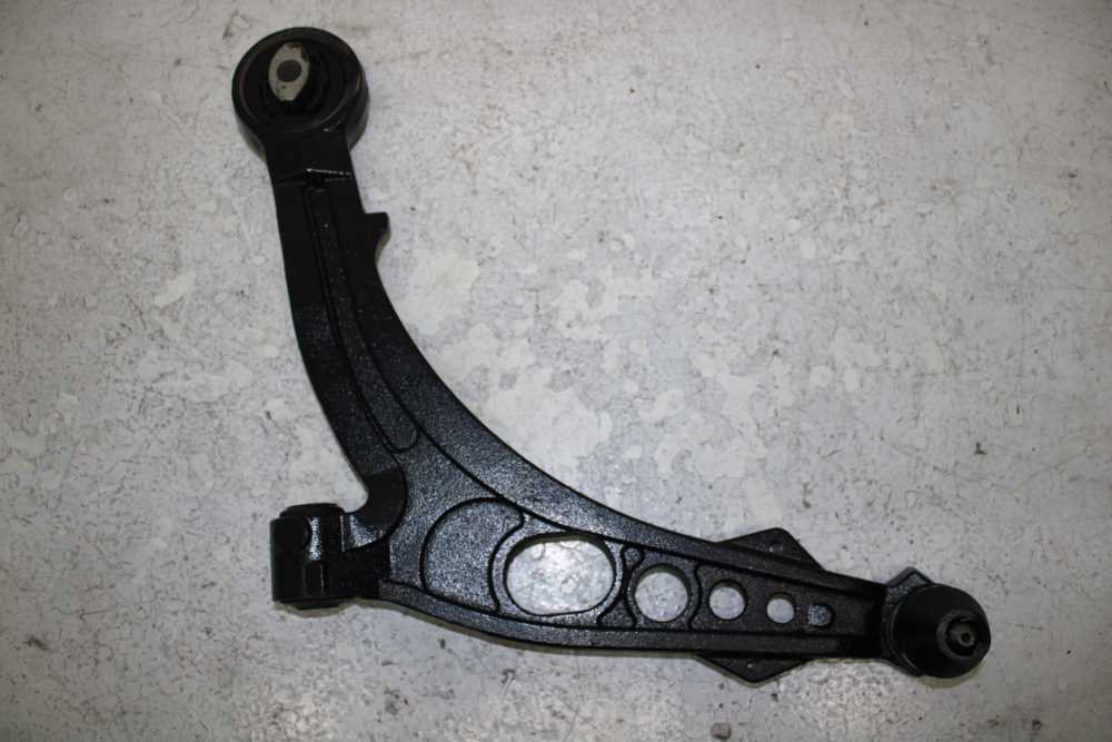 TRIANGLE AVANT GAUCHE FIAT - Vue 1